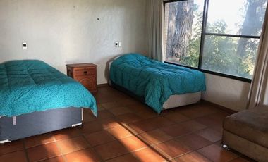 Casa en Venta en Sitio con 2 casas ambas con acceso al lago, 2 embarcaderos