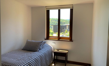 Casa en Arriendo en Arriendo por día en condominio para 10 personas con acceso al lago y marina a pasos del centro de Pucón