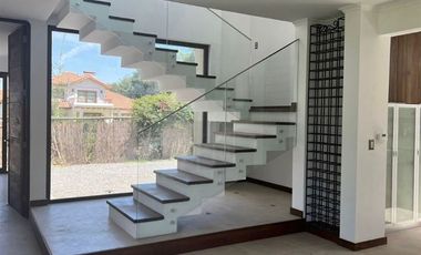 Casa en Venta en Preciosa casa en Club de Golf Los Lirios