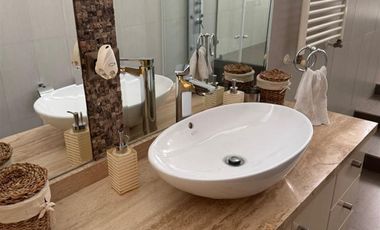 Casa en Venta en Increible casa mediterránea en exclusivo condominio Los Lirios