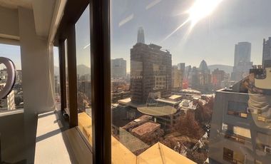 Oficina en Arriendo en Linda oficina al lado del metro Tobalaba, 2 privados, 2 baños