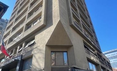 Oficina en Arriendo en Linda oficina al lado del metro Tobalaba, 2 privados, 2 baños