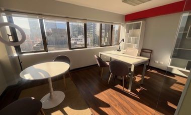 Oficina en Arriendo en Linda oficina al lado del metro Tobalaba, 2 privados, 2 baños