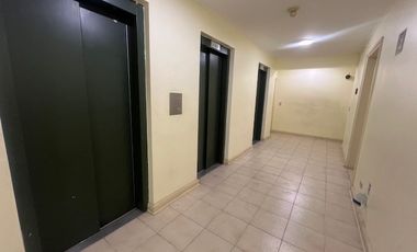 Oficina en Arriendo en Oportunidad oficina 2 privados y 1 baño en mejor sector de Providencia, metro Tobalaba.