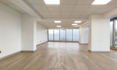 Local Comercial en Arriendo en COD38011 Ubicación Privilegiada Plaza De Las Banderas Hochstetter