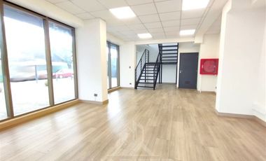 Local Comercial en Arriendo en COD38011 Ubicación Privilegiada Plaza De Las Banderas Hochstetter