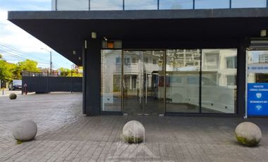 Local Comercial en Arriendo en COD38011 Ubicación Privilegiada Plaza De Las Banderas Hochstetter