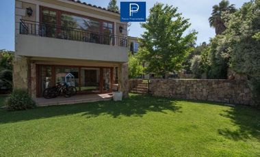 EXCELENTE CASA EN EXCLUSIVO CONDOMINIO*258