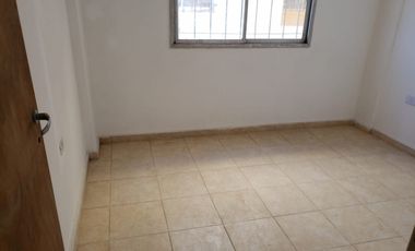 Departamento en Alquiler Isidro Casanova / La Matanza (A155 921)