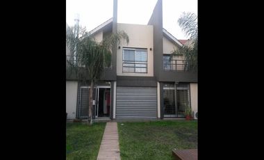 Casa  en Venta San Justo / La Matanza (A155 947)