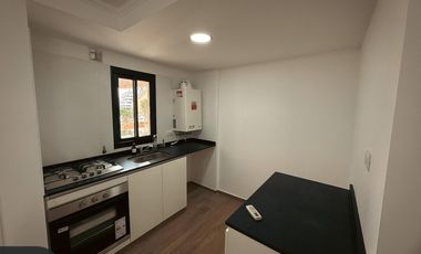 Departamento en Alquiler de 2 Dormitorios con Cochera - General Paz