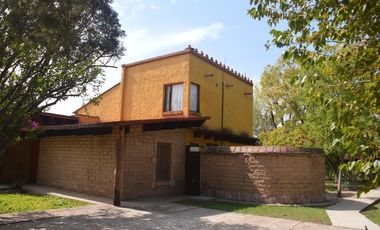 CASA EN VENTA, GRANJAS DE LA FLORIDA