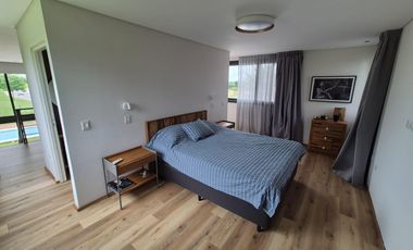 VENTA - ALQUILER Casa en San Sebastián Diseño - 4 ambientes