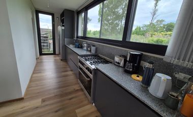 VENTA - ALQUILER Casa en San Sebastián Diseño - 4 ambientes