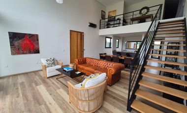 VENTA - ALQUILER Casa en San Sebastián Diseño - 4 ambientes