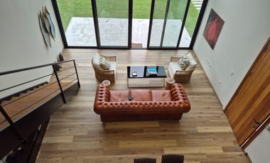 VENTA - ALQUILER Casa en San Sebastián Diseño - 4 ambientes