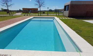VENTA - ALQUILER Casa en San Sebastián Diseño - 4 ambientes