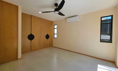 Casa en Venta de 1 Planta cerca del Pueblo de Conkal.