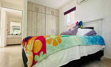 Casa Con Alberca y Vigilancia Al Sur de Cuernavaca, Burgos.