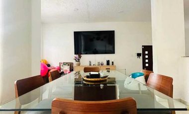 Casa Con Alberca y Vigilancia Al Sur de Cuernavaca, Burgos.