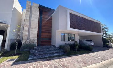 CASA EN RENTA EN LA CAMPIÑA DEL BOSQUE LEÓN GUANAJUATO