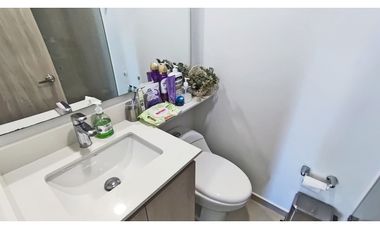 Vendo apto tipo mariposa 2 alcobas, muy nuevo, Sabaneta, San José