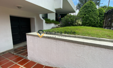 VENDO Casa grande en sector exclusivo de Barranquilla