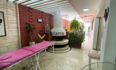 VENDO Casa grande en sector exclusivo de Barranquilla