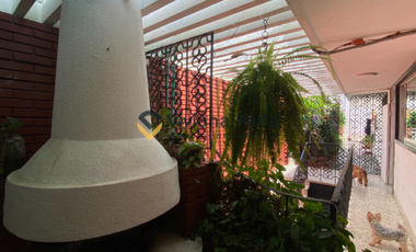 VENDO Casa grande en sector exclusivo de Barranquilla