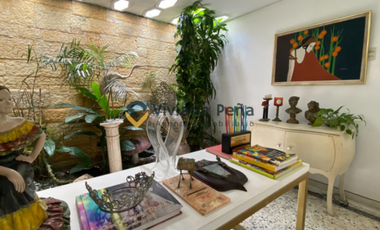 VENDO Casa grande en sector exclusivo de Barranquilla