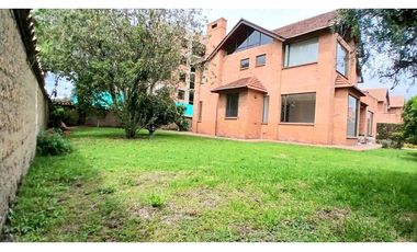 ARRIENDO  CASA CAMPESTRE UNIFAMILIAR EN CAJIC.