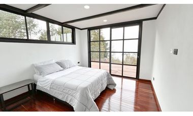 CASA EN SANTA ELENA VEREDA EL PLAN/ MEDELLIN