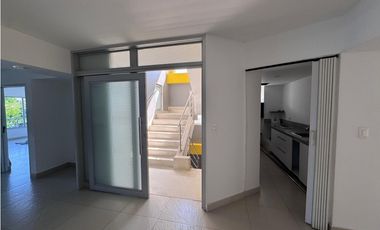 AREA EN ALQUILER EN EDIFICIO EUCARISTICO CALI