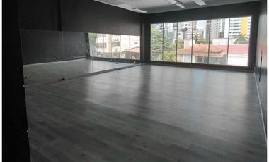 Alquiler de local comercial en San Francisco, Calle 75