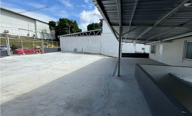 VILLA ZAITA / CASA COMERCIAL / 2 NIVELES / 830M / 20 PARKING