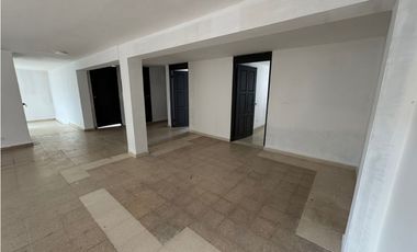 VILLA ZAITA / CASA COMERCIAL / 2 NIVELES / 830M / 20 PARKING