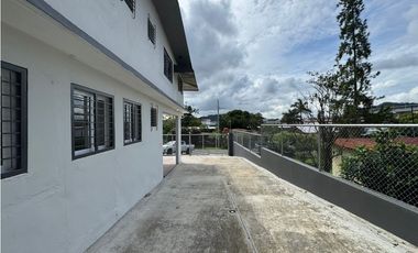 VILLA ZAITA / CASA COMERCIAL / 2 NIVELES / 830M / 20 PARKING