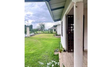 ALQUILER DE CASA EN BUGABA 3R