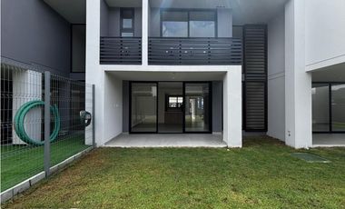 CASA EN VENTA IMATERRA WOODLANDS PANAMA PACIFICO