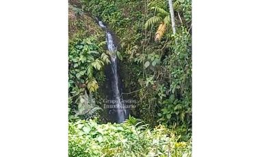 SE VENDEDE FINCA 2.645---- M2