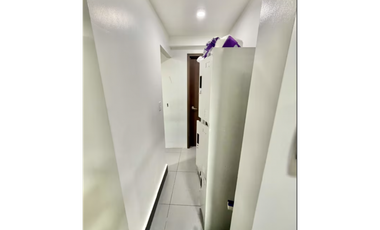 SAN FRANCISCO / GRANDE BUSINESS VILLAGE / 79M / PISO BAJO / SOBRE VIA