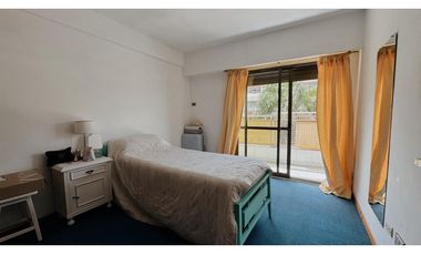 Venta departamento 3 dormitorios con cochera Zona Centro