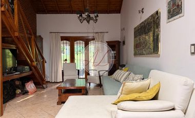 CASA EN ALQUILER / DE LAS HESPÉRIDES al 1400
