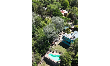 VENTA CASA CON BAJADA PRIVADA AL RIO -ECOSUSTENTABLE-  TALA HUASI