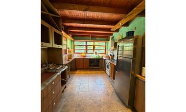 VENTA CASA CON BAJADA PRIVADA AL RIO -ECOSUSTENTABLE-  TALA HUASI
