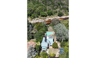 VENTA CASA CON BAJADA PRIVADA AL RIO -ECOSUSTENTABLE-  TALA HUASI