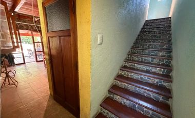 VENTA CASA CON BAJADA PRIVADA AL RIO -ECOSUSTENTABLE-  TALA HUASI