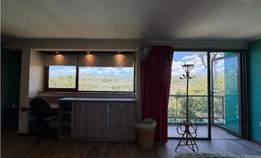 VENTA CASA CON BAJADA PRIVADA AL RIO -ECOSUSTENTABLE-  TALA HUASI