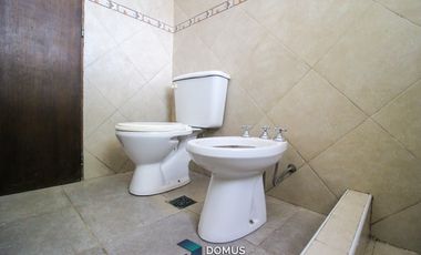 VENTA CASA EN LA MERCED CHICA