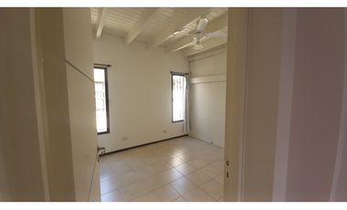 BAJÓ DE PRECIO! DEPARTAMENTO CON COCHERA ZONA ESPAÑOL